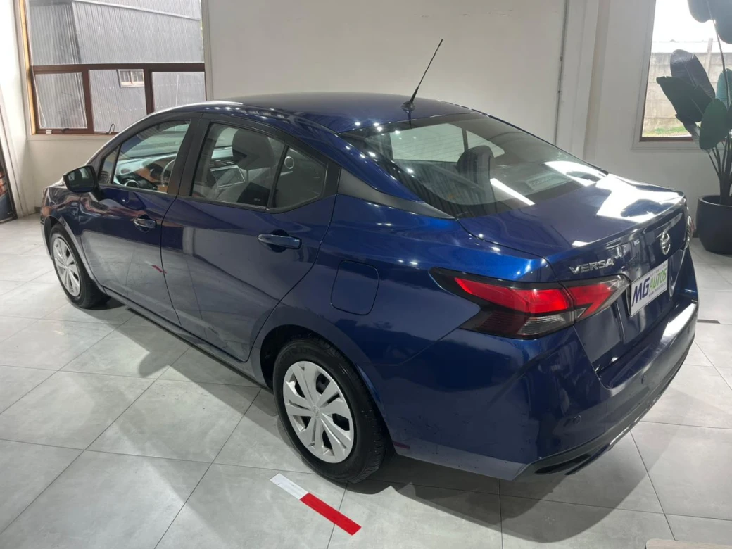 imagen 0 de vehiculo con id 2169